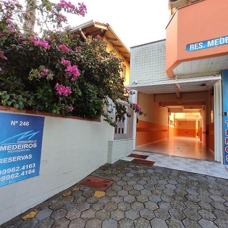 Residencial Medeiros Leilighet Guarda do Embaú Eksteriør bilde